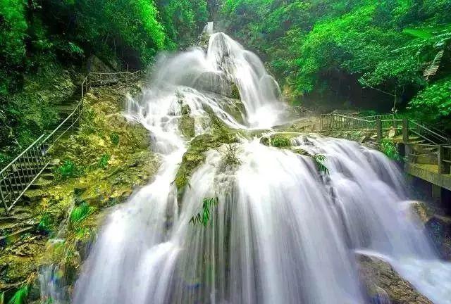 小王是一名计算机专业的高职生毕业时他正确地估价自己的优势和劣势准确了解用？游戏画面